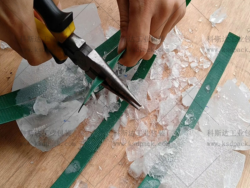 PET塑鋼打包帶有哪些特點(diǎn)和應(yīng)用？