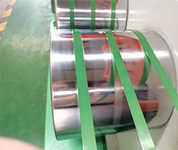 在生產(chǎn)的過(guò)程中溫度的控制要注意才能生產(chǎn)出優(yōu)良的打包帶